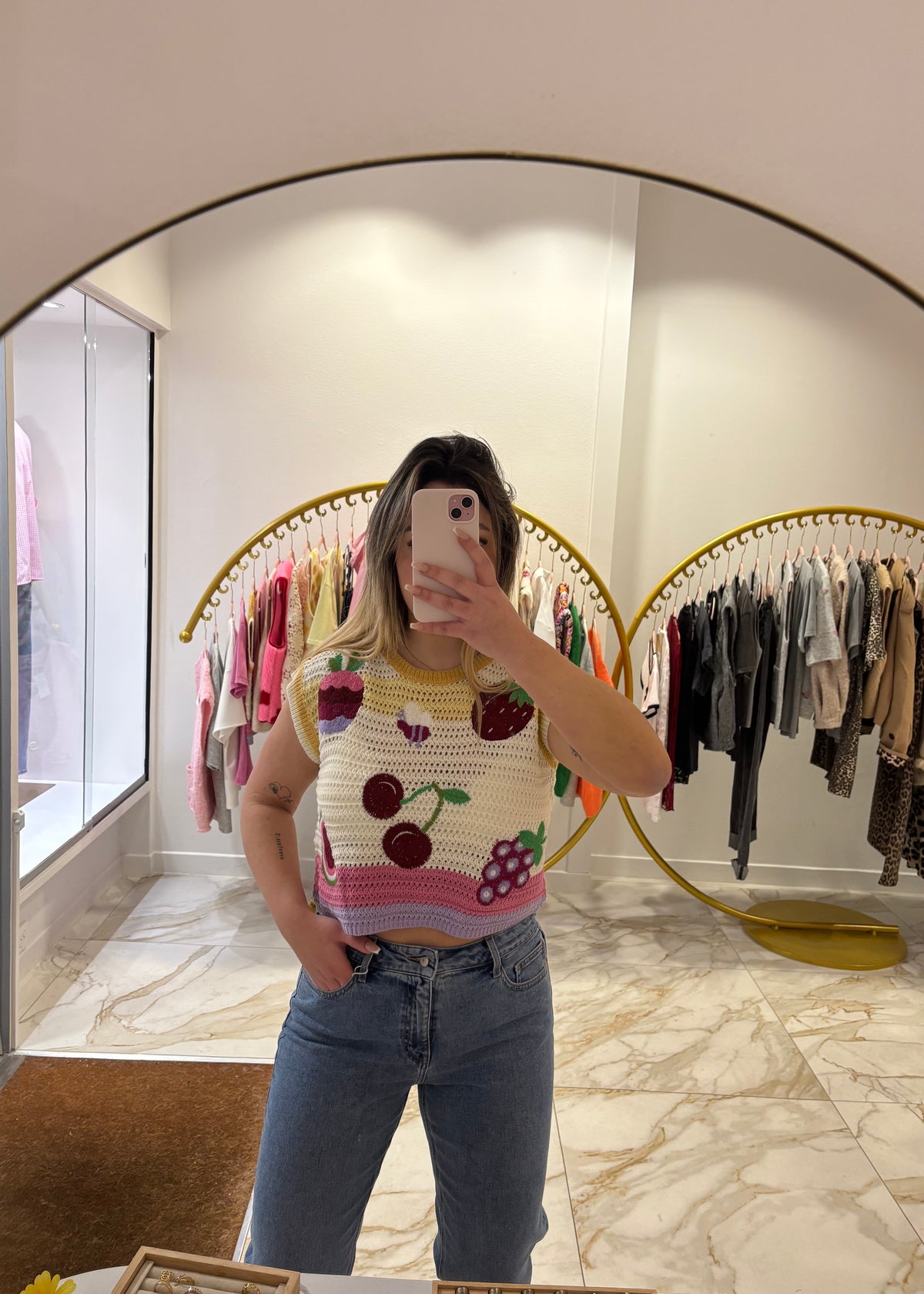 Top crochet exotique